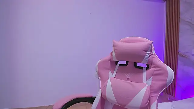 mia_naugthy4 live XXX chat