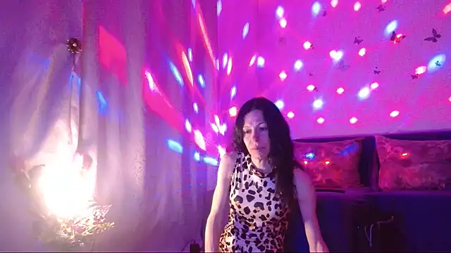 ElysaSun's Live XXX Chat