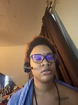 Živý XXX chat nickytheehawtie