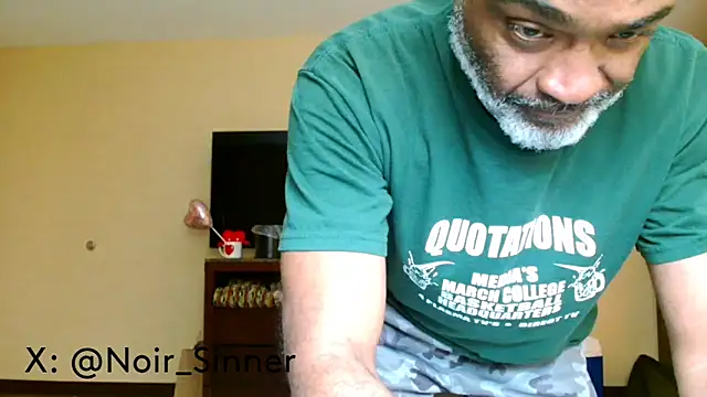 sinnernoir's Live XXX Chat