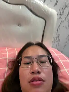 Ponthip 现场XXX聊天