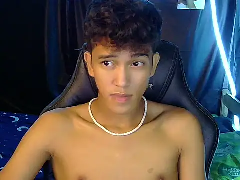 hugekenbigcock 라이브 XXX 채팅