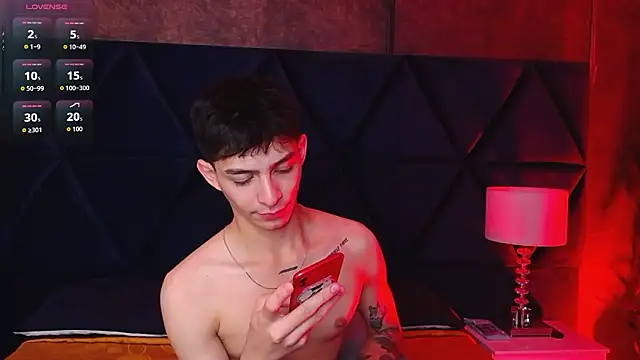 Logan_Woods 网络视讯表演