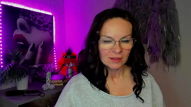 HelenLuxx Chat XXX live