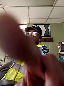 Txdarkmeat74: διαδικτυακό σόου στην κάμερα