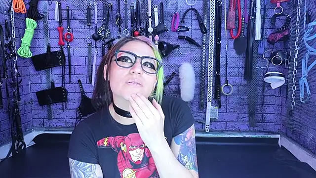 Czat XXX na żywo – PANDORANEZZ