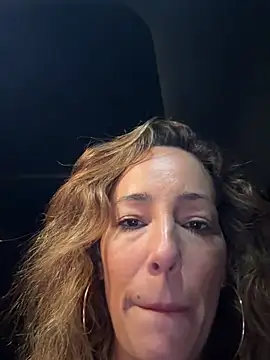 SweetAlegra_ élő XXX-chatje