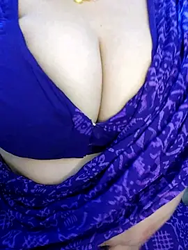 Adiba_2's Live XXX Chat