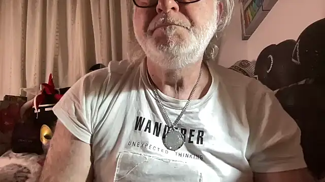 Онлайн чат XXX EroticVenetian