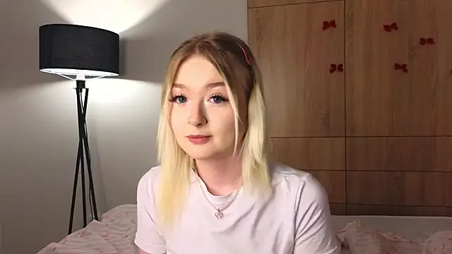 Chat +18 de minigirl ao vivo