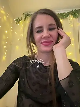 LucieMack Adlı Modelin Canlı XXX Sohbeti