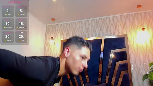 Noah_Clarkk 现场XXX聊天