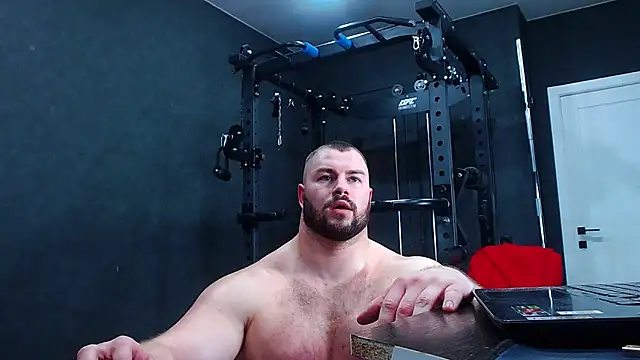 muscularjohnforuX 现场XXX聊天