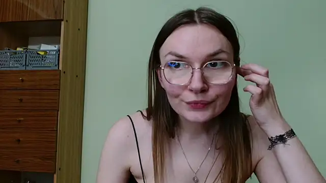 XXX chat uživo modela LooveELLYx