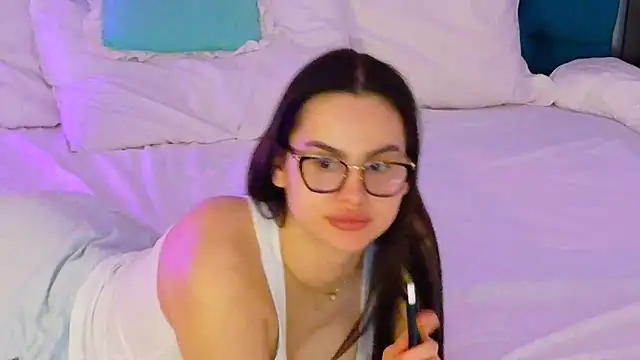 Chat +18 de LexieRosse ao vivo