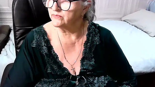 LolkaAlyss 网络视讯表演