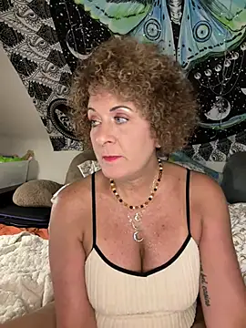 Chat XXX ao vivo de SuzyCatzz