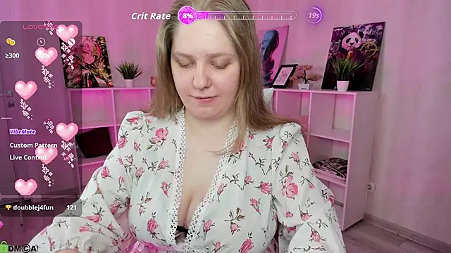 Megan_Violer élő XXX-chatje