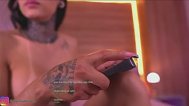 Chatroom XXX en direct de danna_berlin_