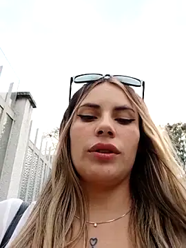 Chat XXX en directo de Cata_city1106