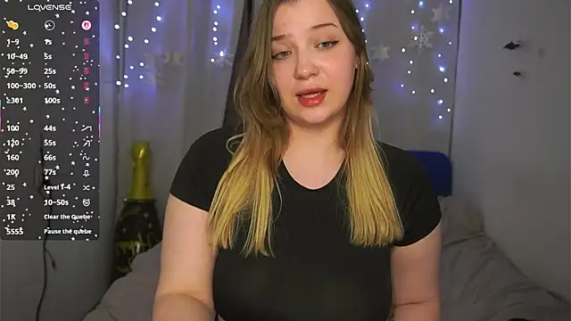 Chatroom XXX en direct de CuteSharloti