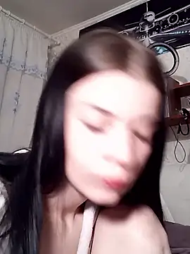 JhonSHelBy7LuNa 即時 XXX 聊天