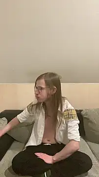 YoungSebi: вебкам-шоу