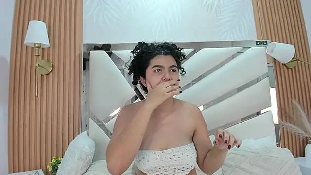 Czat XXX na żywo – _Curly_Beauty