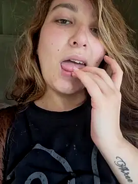 Show modela Estelle_Noir na web-kameri