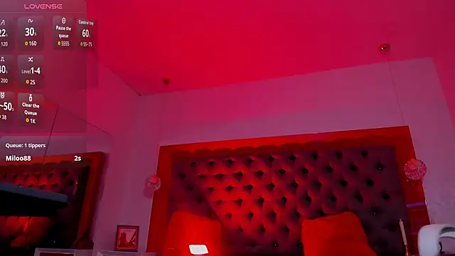 MirandaSould 现场XXX聊天