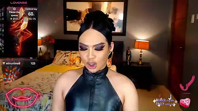 Вебкам-шоу FridaHumphrey