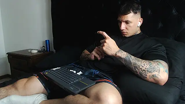 Shane_Clay Chat XXX live