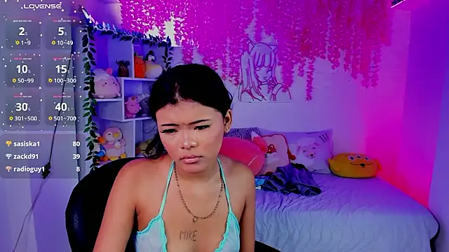 _hanna_sky Adlı Modelin Canlı XXX Sohbeti