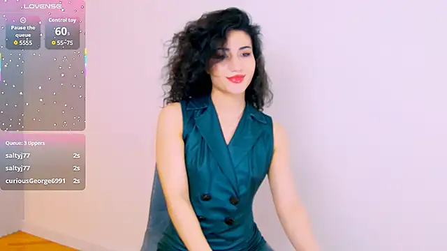 Maya_Rogerss' Live XXX Chat