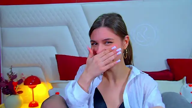 ArianaAllens – Naživo XXX chat