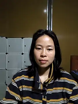 Cat-meow live XXX chat