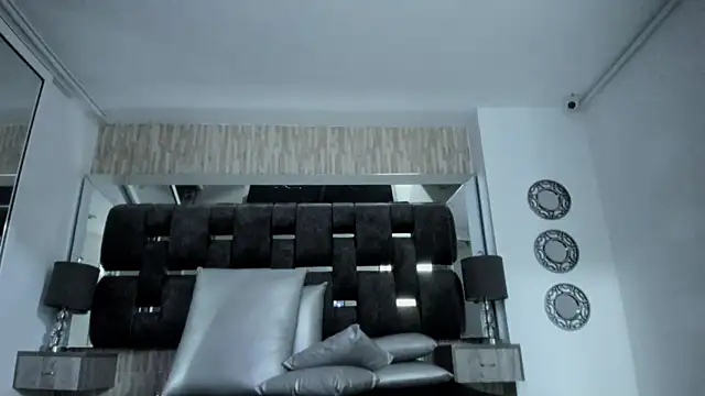 Chat XXX ao vivo de Nina-Parkerr