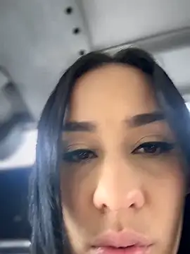 __IRIS__'s Live XXX Chat