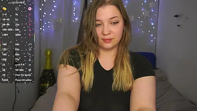 CuteSharloti Live XXX-chat