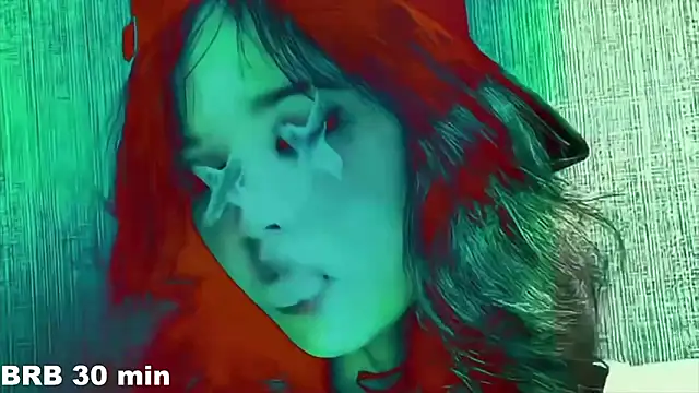 Elainebeness: онлайн-секс-чат