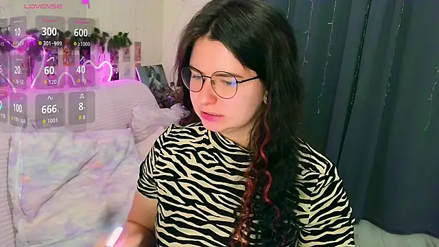 ss-katekisa-ss Chat XXX in diretta