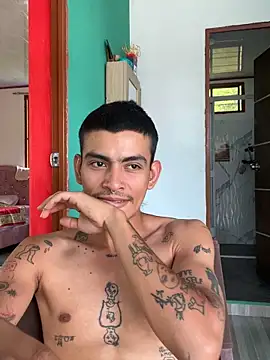 sorry-mom69's Webcam Show