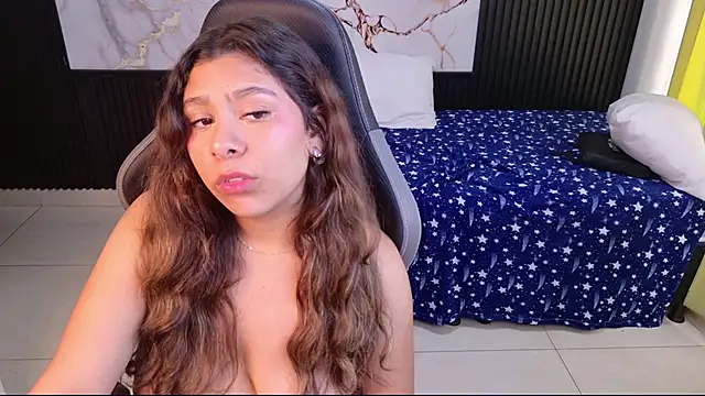 Sophie19__ live XXX chat