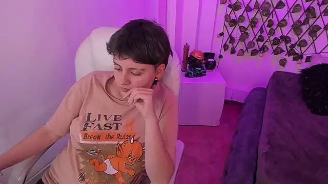 Nathaly_ds – Naživo XXX chat