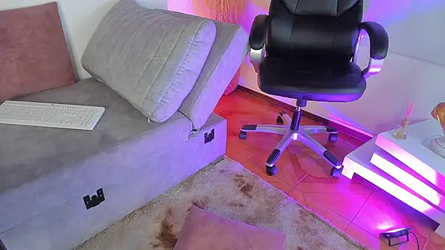 Amelie_Wine Live XXX-Chat