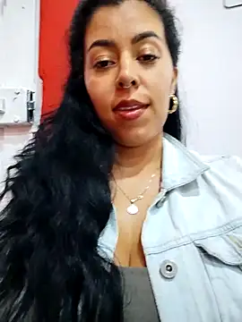 دردشة Luianna الجنسية المباشرة