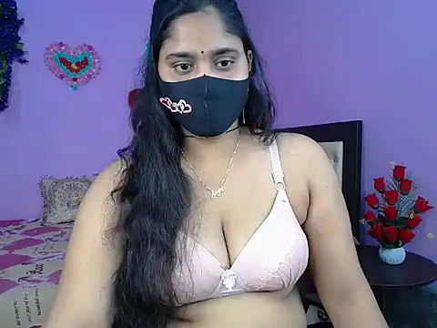 Maiya_Amber Adlı Modelin Web Kamerası Şovu