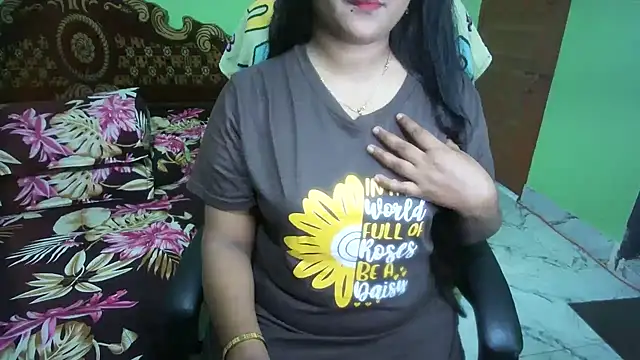 BengaliQueenStar Chat XXX live