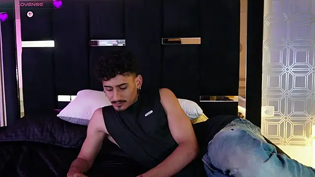 Dark_Eros_ Live XXX-chat