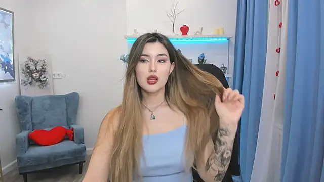 Chat +18 de AnneTLi ao vivo